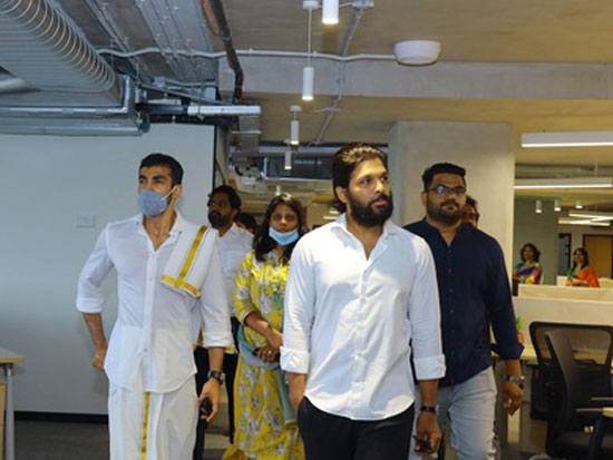 Celbs inauguration pooja of AHA is new office